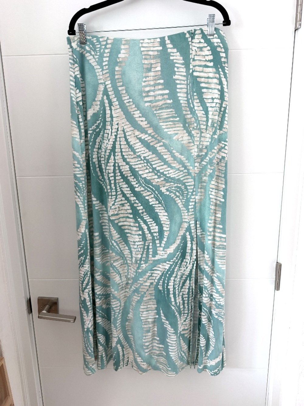 NWT Tommy Bahama Ogee Stones Maxi Skirt Spring Sky Seafoam Slit Large $118
